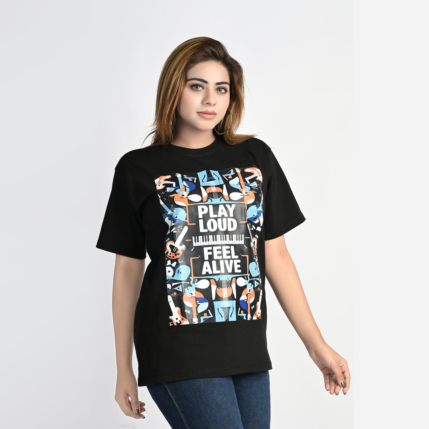 MOC - Women's Feel Alive Regular Graphic T - Shirt